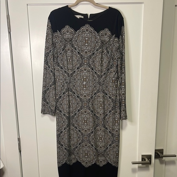 EUC Maggy London Elegant Long Sleeve Midi Dress - Picture 3 of 7